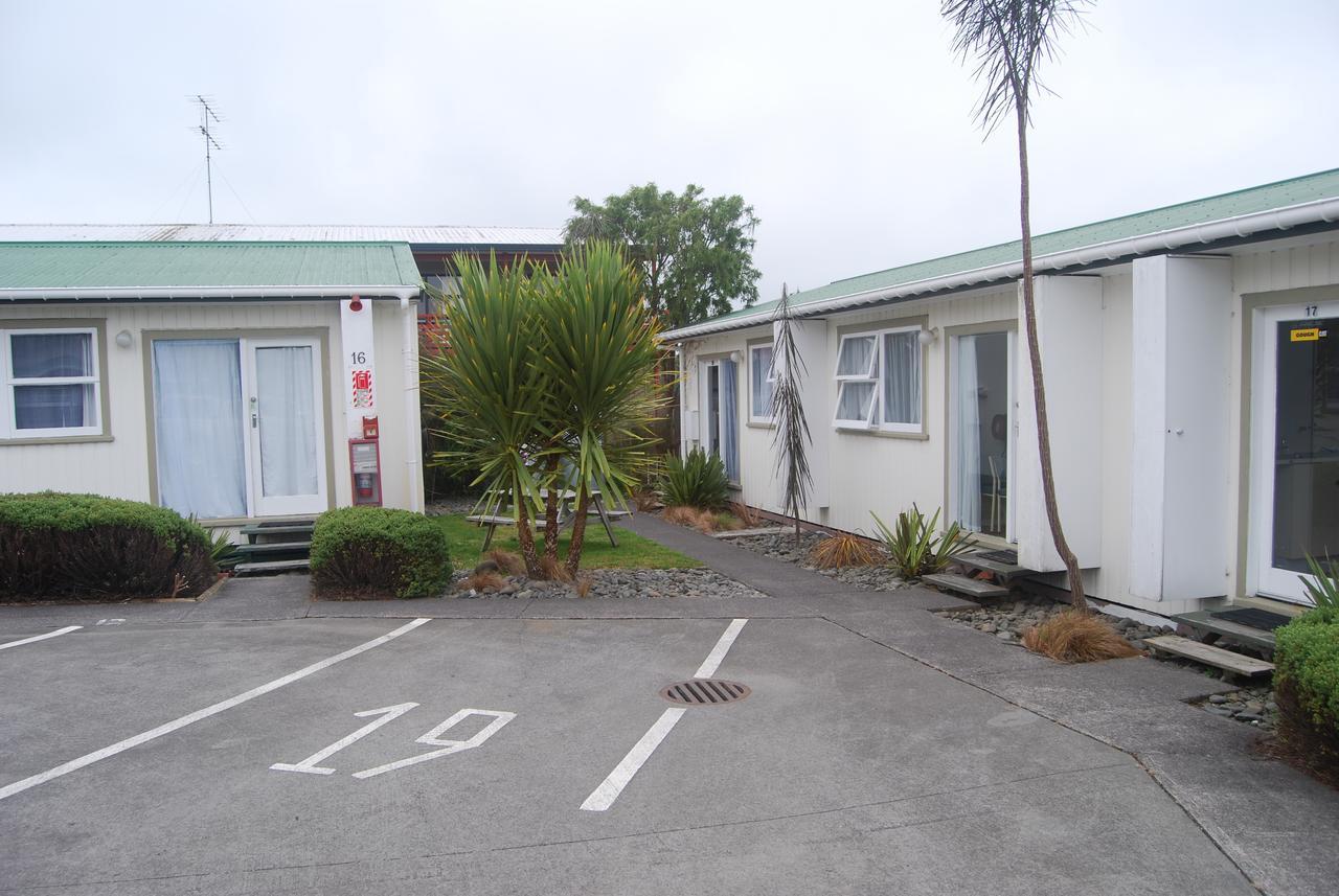 Ohakune Central Backpackers&Cabins Extérieur photo